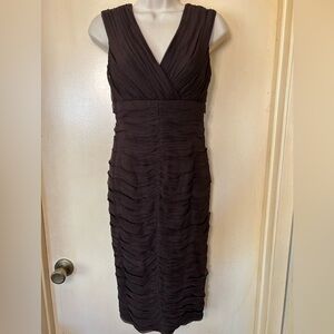 Tadashi Shoji Chocolate Brown Silk Ruched V-Neck Dress size 8P